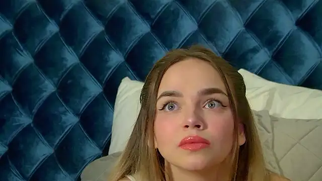 AnitaVenture online show from February 1, 4:22 am