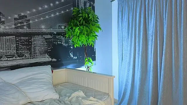 KatyRhoades online show from October 23, 11:11 pm