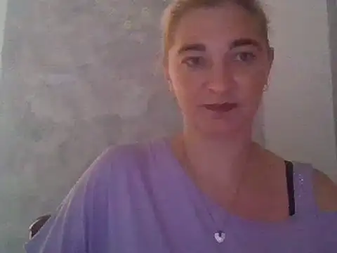 GoldenAngelMilf online show from September 29, 8:52 am