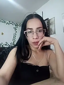 YaraDuartee online show from October 25, 12:29 am