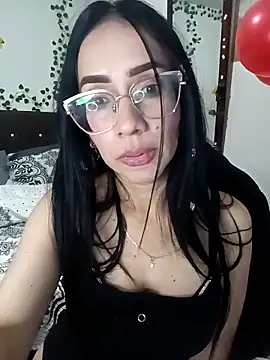 YaraDuartee online show from February 20, 3:05 am