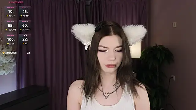 TwixieGuo online show from December 21, 10:30 am