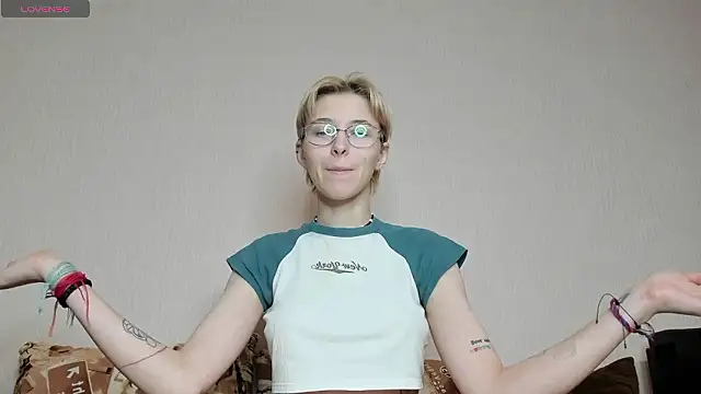 Sharlikiss online show from January 13, 5:17 pm