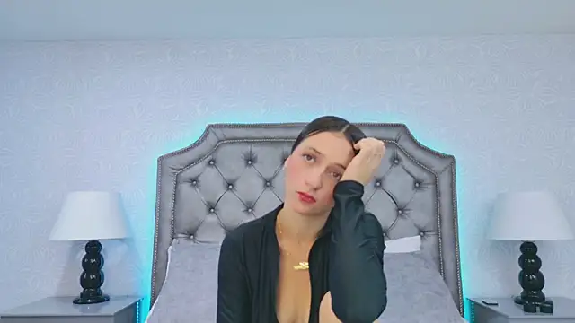 MarilynWild online show from October 22, 1:49 pm