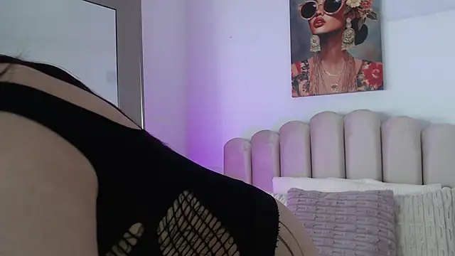 isa bigassx online show from October 12, 4:26 am