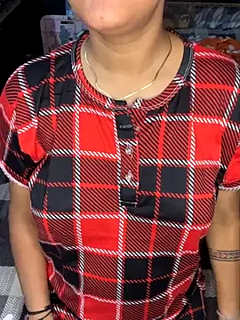 hotty-ishuu online show from September 26, 6:55 am