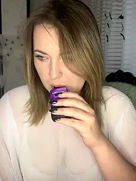 AliseShyness online show from November 6, 9:15 am