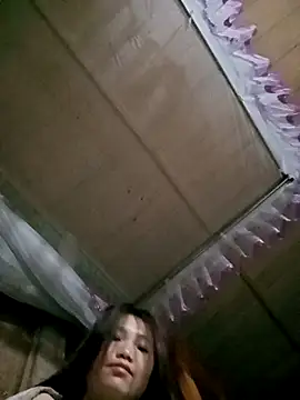 min-xinh online show from November 11, 9:23 pm