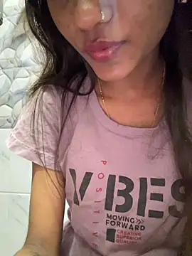 Nencycute1 online show from October 10, 6:46 pm