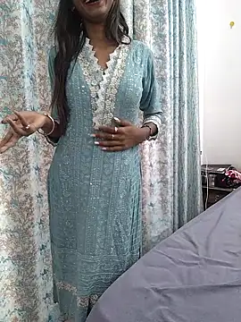 Nencycute1 online show from September 29, 11:37 am