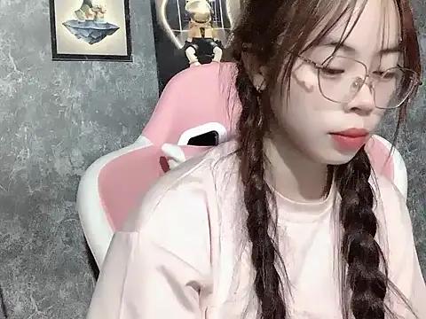 Ellie039 online show from September 30, 8:24 pm