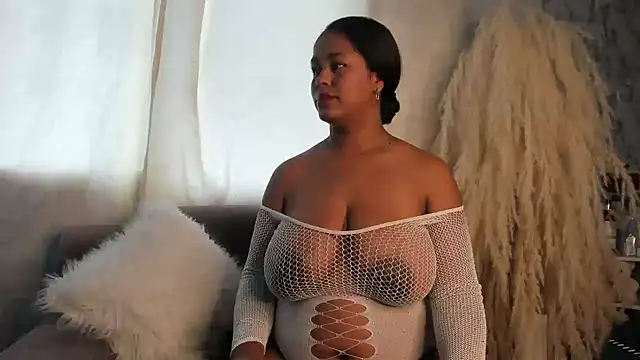 MelissaSam  online show from April 18, 9:04 pm