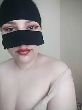 LoLo Queen- online show from September 29, 2:22 pm