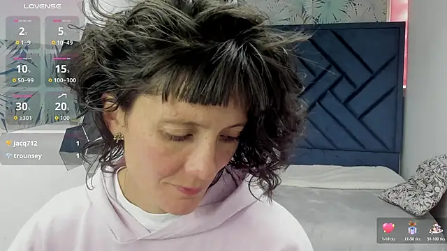 Valery More   online show from November 30, 3:16 pm