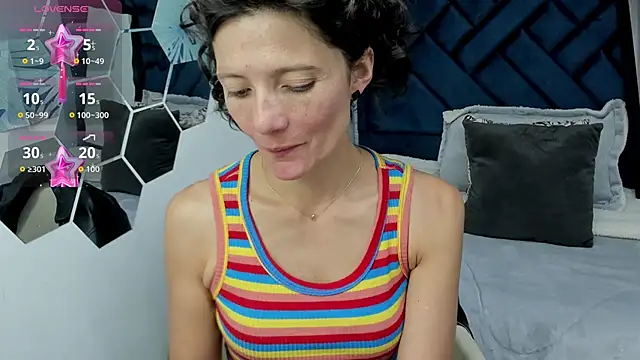 Valery More   online show from October 15, 12:19 pm