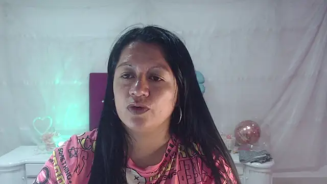 SaharaJohson online show from October 30, 4:37 am