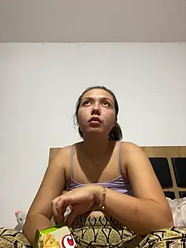 CamillaHessel online show from November 1, 9:52 pm