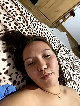 CamillaHessel online show from October 24, 1:51 pm