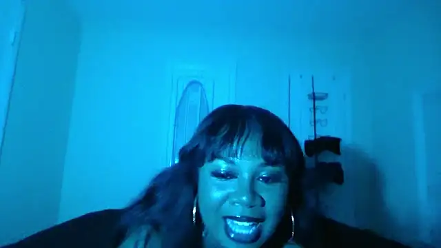 crystalcleo online show from September 27, 11:23 pm