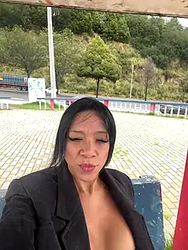 Hellen Milffit online show from October 6, 4:12 pm