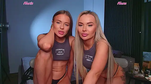 Snapshot of AlexisGraysX chatting on September 25, 11:13 pm AlexisGraysX online show from September 25, 11:13 pm