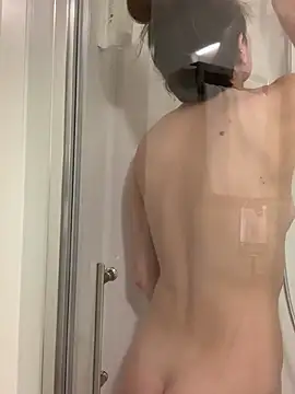 GoldenPussy1329 online show from March 17, 6:23 pm