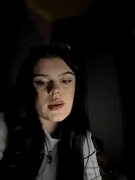 annaliese x online show from October 1, 4:17 am