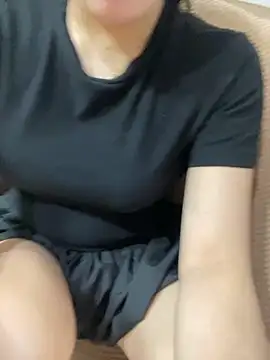 Snapshot of lee_ly chatting on October 6, 2:01 pm lee ly online show from October 6, 2:01 pm