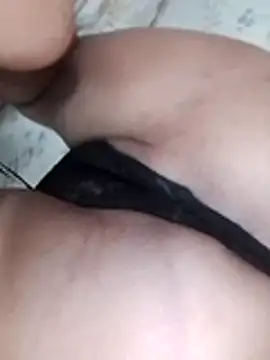 misteriosabb000 online show from December 16, 8:31 am