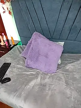 Hecate Queen online show from October 1, 3:50 pm