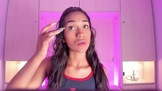 AnahiCollins online show from March 24, 11:59 am