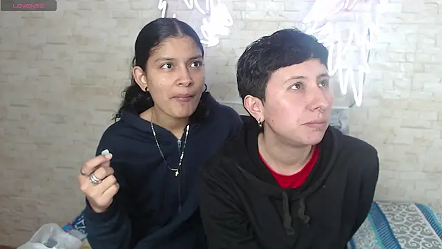 Gaby and Mei online show from November 8, 3:33 am