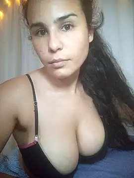 Snapshot of Arisbet333 chatting on September 30, 12:49 am Arisbet333 online show from September 30, 12:49 am
