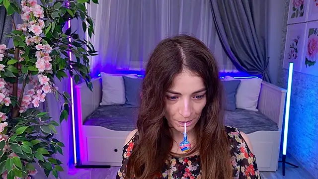 NikkaBush online show from October 15, 5:32 am