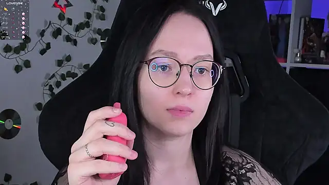 power robynn online show from October 19, 3:36 pm