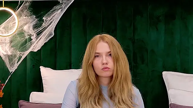 MelissaLiss online show from October 21, 3:05 pm