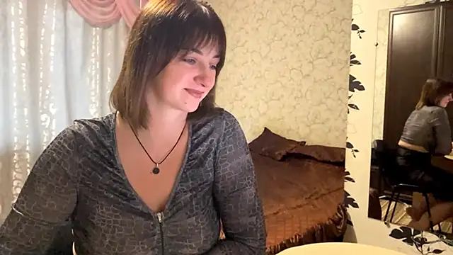 HoneyRose333 online show from October 10, 8:30 am