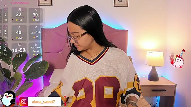 Alana-sweet online show from November 12, 2:26 pm