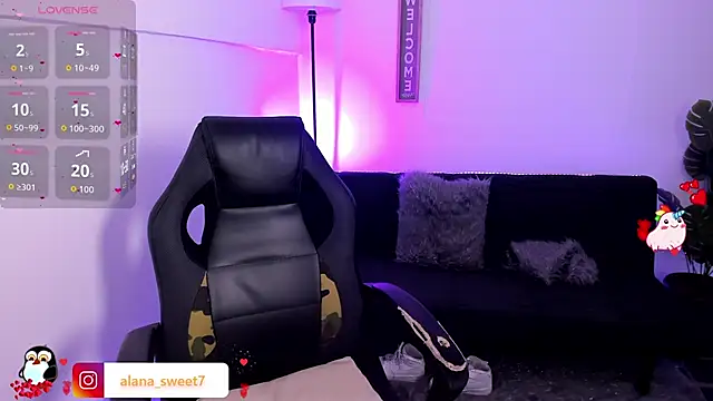 Alana-sweet online show from November 4, 7:30 pm