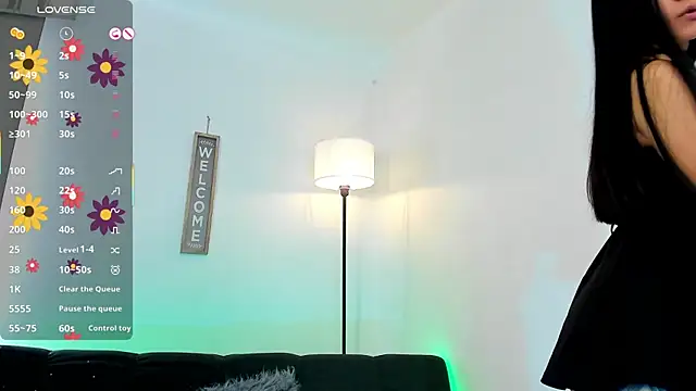 emma-green0 online show from October 1, 4:12 pm