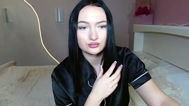 Kittyblush online show from September 29, 7:30 pm