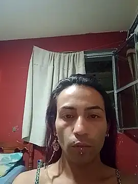 Gisselly  online show from October 12, 5:43 am