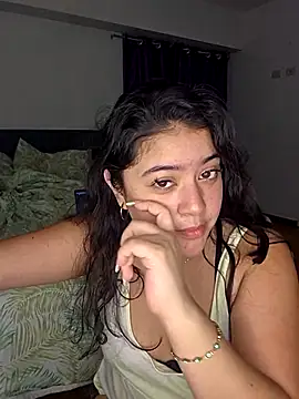 Khloekiss online show from October 5, 6:29 am