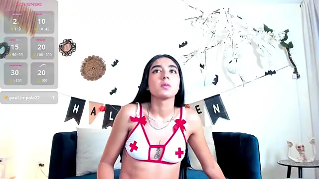 cloe taylor   online show from October 22, 3:11 am