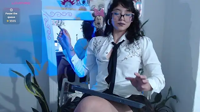 Lia Carter  online show from July 10, 1:28 am