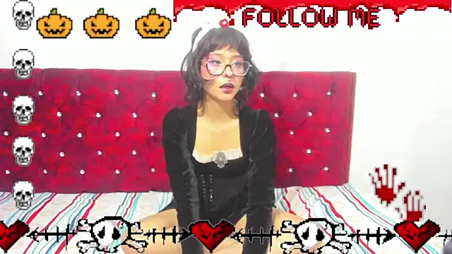 Snapshot of Lia_Carter_ chatting on October 5, 12:59 am Lia Carter online show from October 5, 12:59 am