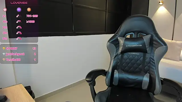 dalia spinters online show from October 10, 8:14 pm