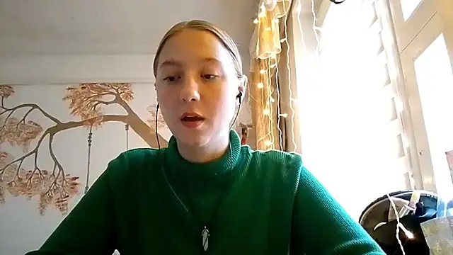 CarynFlaryn online show from September 30, 6:08 am