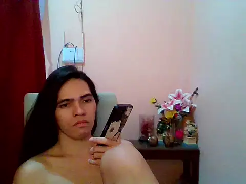 sweet yummy69 online show from January 11, 11:32 pm