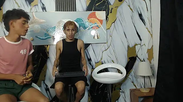 VERY HOT GUYS online show from March 24, 1:11 am